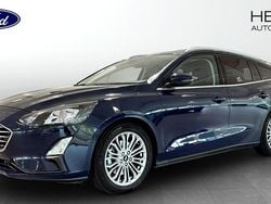 Blå (blue) Begagnad 2019 Ford Focus Titanium Kombi | 179 000 kr (Dyr)