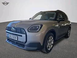 Grå Begagnad 2023 Mini Countryman SUV | 369 900 kr (Marknadspris)