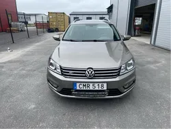 Brun Begagnad 2015 VW Passat R-line Kombi | 67 000 kr (Superpris)