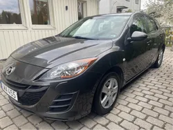 Grå Begagnad 2011 Mazda 3 Inclusive Halvkombi | 49 000 kr (Superpris)