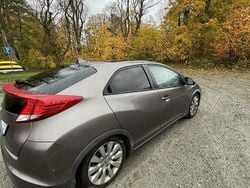 Grå Begagnad 2012 Honda Civic Halvkombi | 89 000 kr (Bra pris)