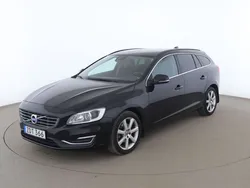 Svart Begagnad 2018 Volvo V60 Momentum Kombi | 147 000 kr (Marknadspris)