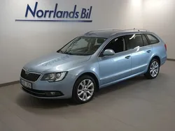 Ljusblå (blå) Begagnad 2014 Skoda Superb Kombi | 149 900 kr