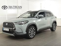 Grön Begagnad 2023 Toyota Corolla Cross Style SUV | 364 900 kr (Marknadspris)