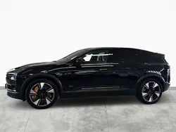 Svart Begagnad 2024 Polestar 3 Pilot Sedan | 864 900 kr (Bra pris)