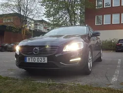 Svart Begagnad 2018 Volvo V60 Kombi | 179 000 kr (Superpris)