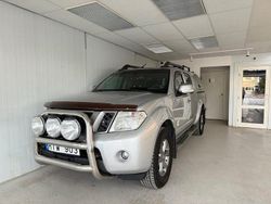 Silver (silver metallic) Begagnad 2012 Nissan Navara Pickup | 99 900 kr (Marknadspris)