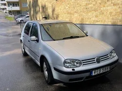 Grå Begagnad 2000 VW Golf IV Trendline Halvkombi | 13 500 kr (Superpris)