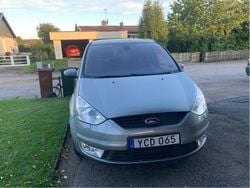 Grå Begagnad 2009 Ford Galaxy Minibuss | 15 000 kr