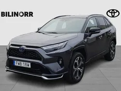 Grå Begagnad 2023 Toyota RAV4 Hybrid Style SUV | 519 900 kr (Lite dyr)