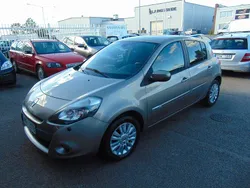 Ljusbrun Begagnad 2012 Renault Clio R.S. Halvkombi | 39 000 kr (Marknadspris)