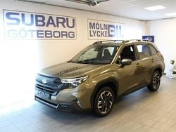 Grön Ny 2024 Subaru Forester SUV | 408 400 kr (Bra pris)