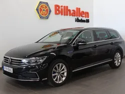 Svart Begagnad 2021 VW Passat GTE Kombi | 189 900 kr (Superpris)