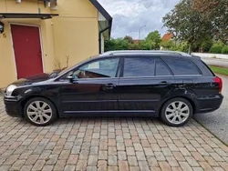 Vit Begagnad 2007 Toyota Avensis Kombi | 43 500 kr