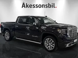 Mgrå Ny 2025 GMC Sierra Sedan | 1 286 250 kr (Bra pris)