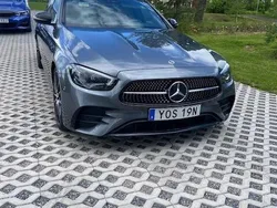 Grå Begagnad 2021 Mercedes E300 AMG line Kombi | 390 000 kr