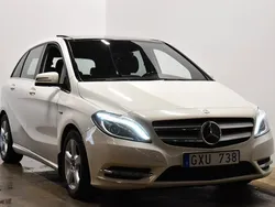 Vit Begagnad 2012 Mercedes B180 Sport Edition Minibuss | 69 800 kr (Marknadspris)