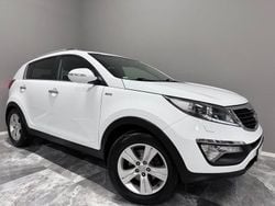 Vit Begagnad 2011 Kia Sportage SUV | 79 900 kr (Marknadspris)