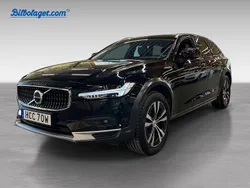 Svart Begagnad 2021 Volvo V90 CC SE Kombi | 400 000 kr (Marknadspris)