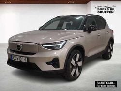 Grå Begagnad 2023 Volvo XC40 Plus SUV | 349 000 kr