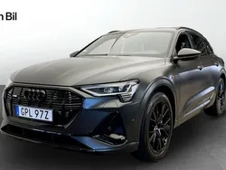 Mytsvart metallic Begagnad 2022 Audi e-tron S-Line SUV | 499 000 kr (Marknadspris)