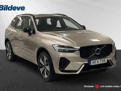 Grå Begagnad 2025 Volvo XC60 Plus SUV | 549 900 kr (Marknadspris)