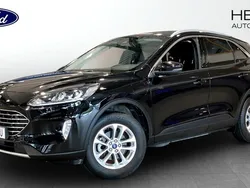 Svart (black) Begagnad 2022 Ford Kuga Titanium SUV | 259 900 kr (Bra pris)