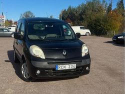 Svart Begagnad 2010 Renault Kangoo Minibuss | 26 890 kr (Bra pris)