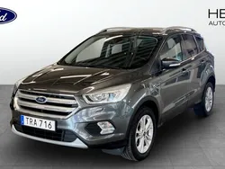 Grå (grey) Begagnad 2018 Ford Kuga SUV | 144 900 kr (Marknadspris)