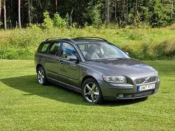 Grå Begagnad 2004 Volvo V50 Kombi | 34 000 kr