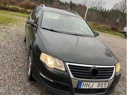 Grön Begagnad 2007 VW Passat Sportline Kombi | 7 500 kr