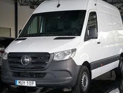 Vit Begagnad 2021 Mercedes E-Sprinter Van | 240 000 kr