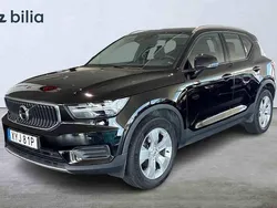 Svart Begagnad 2022 Volvo XC40 SUV | 259 900 kr (Marknadspris)