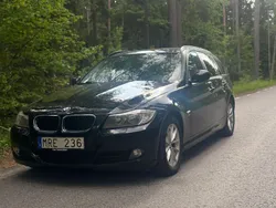 Svart Begagnad 2011 BMW 320 Comfort Edition Kombi | 78 500 kr (Marknadspris)