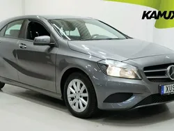 Grå Begagnad 2014 Mercedes A180 Halvkombi | 169 500 kr (Lite dyr)