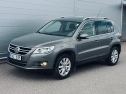 Mörkgrå (grå) Begagnad 2010 VW Tiguan Sportline SUV | 75 000 kr (Bra pris)