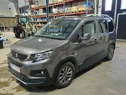 Grå Begagnad 2018 Peugeot Rifter Minibuss | 189 000 kr (Marknadspris)