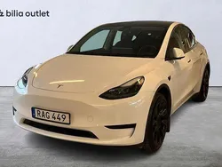 Vit Begagnad 2022 Tesla Model Y Standard Range SUV | 374 900 kr