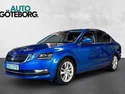 Blå Begagnad 2018 Skoda Octavia Style Halvkombi | 139 900 kr (Marknadspris)