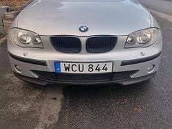Grå Begagnad 2005 BMW 116 Halvkombi | 25 000 kr (Bra pris)