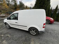 Vit Begagnad 2010 VW Caddy Minibuss | 33 500 kr (Superpris)