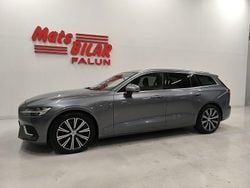 Grå Begagnad 2021 Volvo V60 Inscription Kombi | 289 900 kr (Marknadspris)