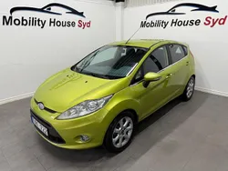 Grön Begagnad 2009 Ford Fiesta Titanium Halvkombi | 34 900 kr (Marknadspris)
