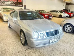 Silver Begagnad 2001 Mercedes CLK200 Sportkupé | 39 900 kr