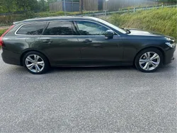 Grå Begagnad 2021 Volvo V90 Kombi | 310 000 kr (Marknadspris)