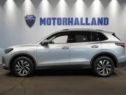 Silver Ny 2025 VW Tiguan Life SUV | 499 000 kr (Superpris)