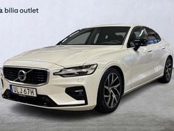 Vit Begagnad 2019 Volvo S60 R-Design Sedan | 319 900 kr (Marknadspris)