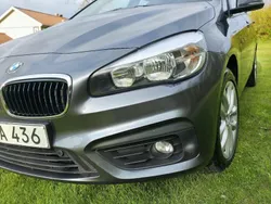 Grå Begagnad 2016 BMW 218 Minibuss | 165 000 kr (Bra pris)