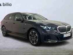Grå Begagnad 2025 BMW 530e Kombi | 699 000 kr