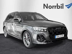 Grå (daytonagrå pärleffekt) Ny 2025 Audi Q7 S-Line SUV | 1 149 000 kr (Bra pris)